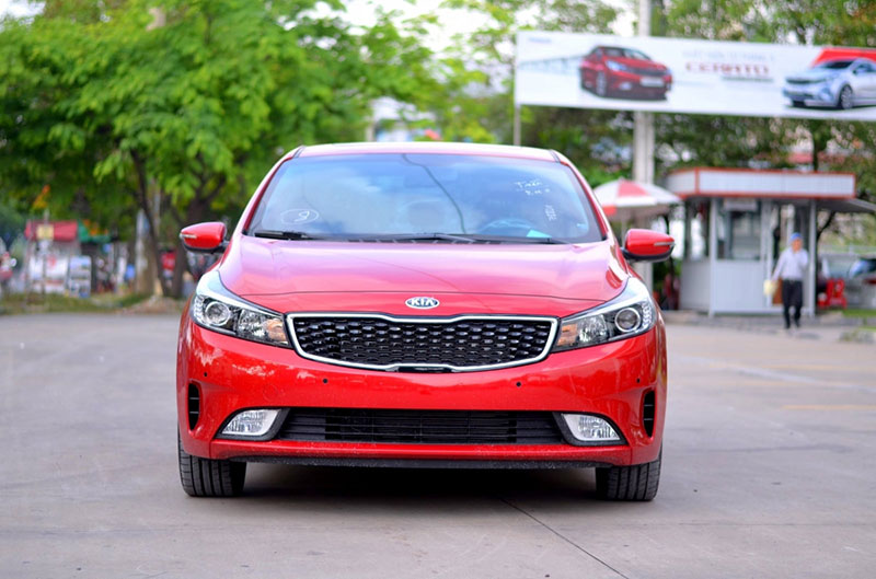 8 mẫu sedan tầm giá 600 triệu đồng tại Việt Nam 8 mẫu sedan tầm giá 600 triệu đồng tại Việt Nam